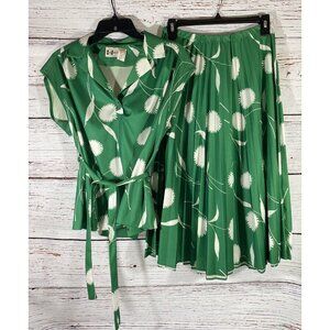Vintage Marty Gutmacher Pleated Skirt & Blouse Set Size 10 Green White Mod 60’s